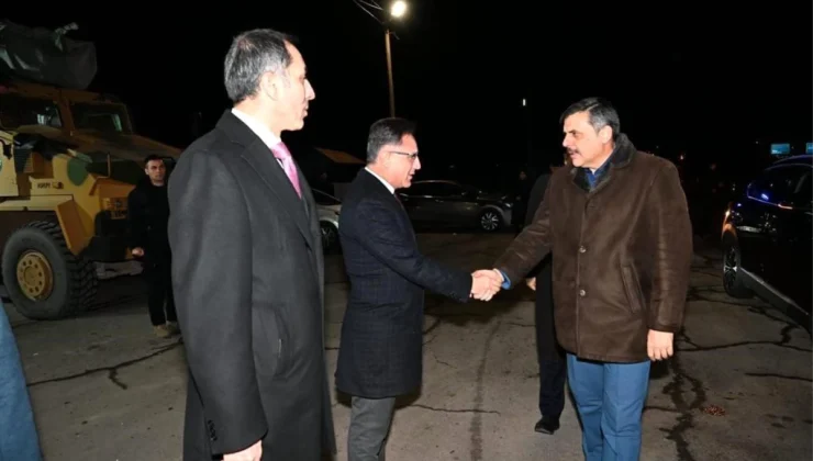 Erzurum Valisi Mustafa Çiftçi, kolluk kuvvetlerini ziyaret etti