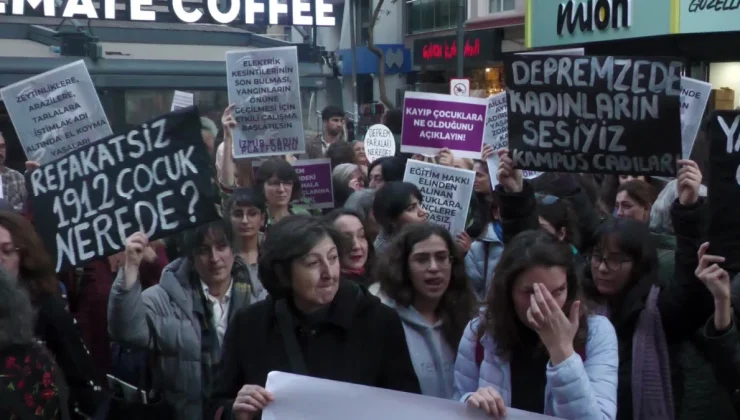 İzmir Kadın Platformu, Deprem Mağdurları İçin Yürüyüş Düzenledi