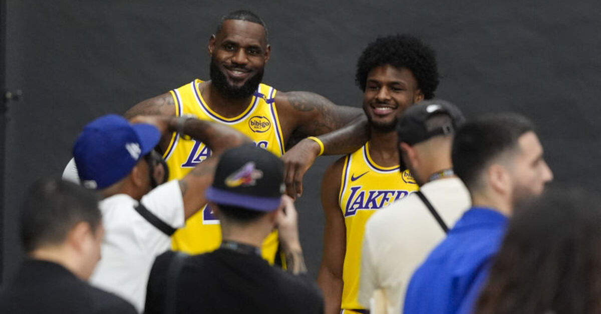 NBA’de LeBron James ve Bronny James Jr. tarihe geçti!