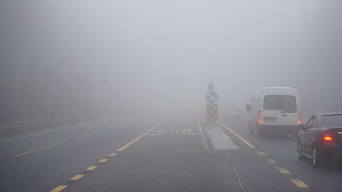 Bolu Dağı’nda göz gözü görmüyor: Görüş mesafesi 20 metre