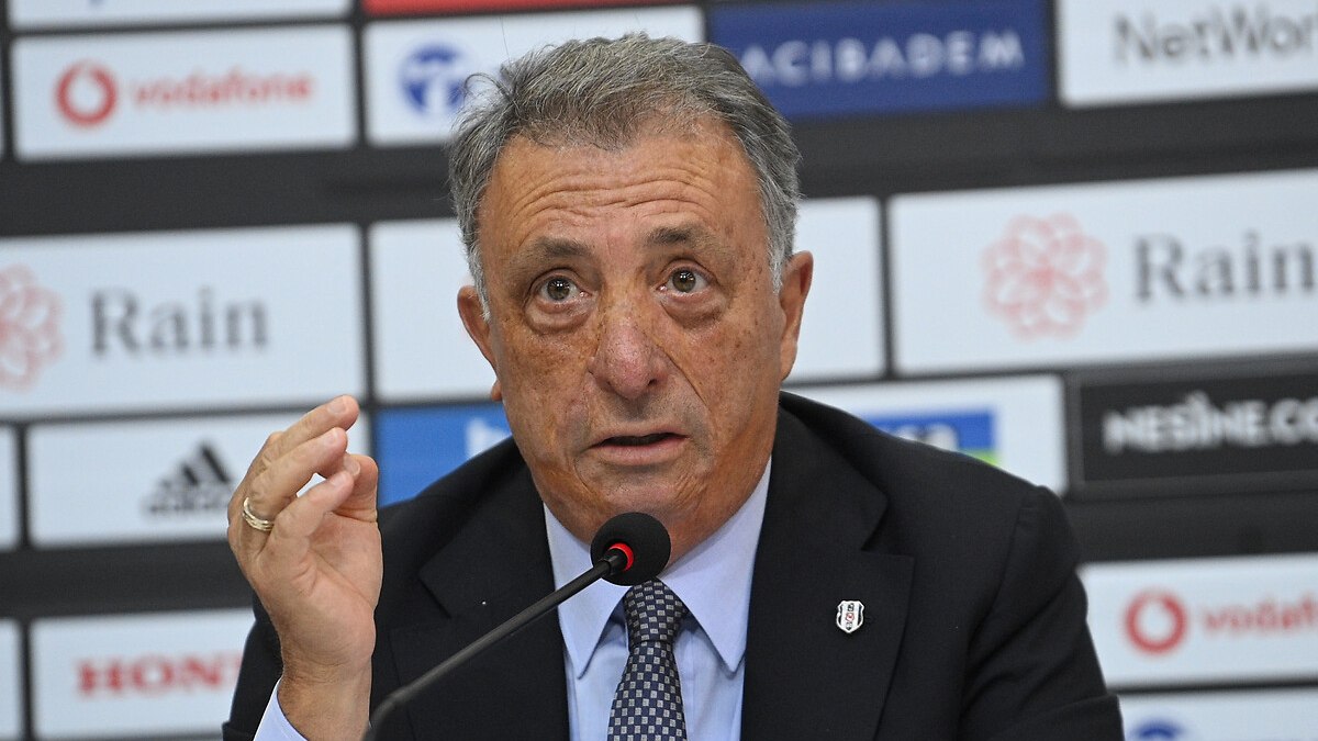 Ahmet Nur Çebi’den Hasan Arat’a eleştiri! Her türlü kötülüğü yaptı