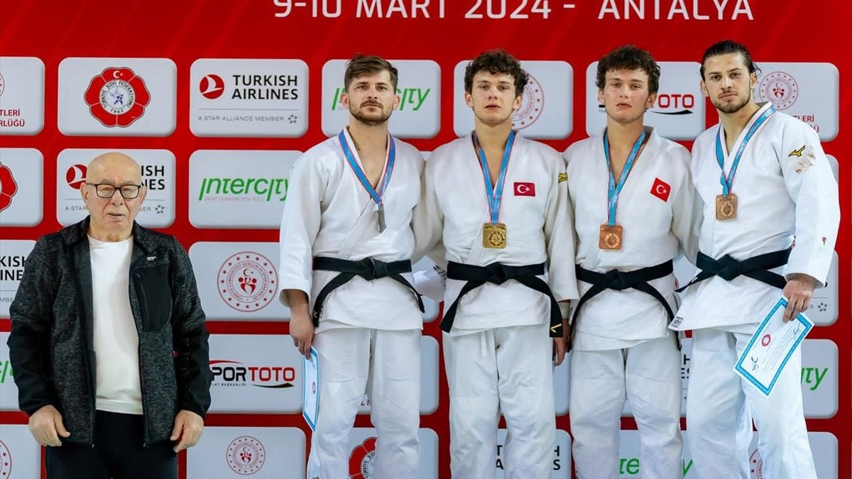 Çığ faciasında hayatını kaybeden Emre Yazgan’ın babası tv100’e konuştu