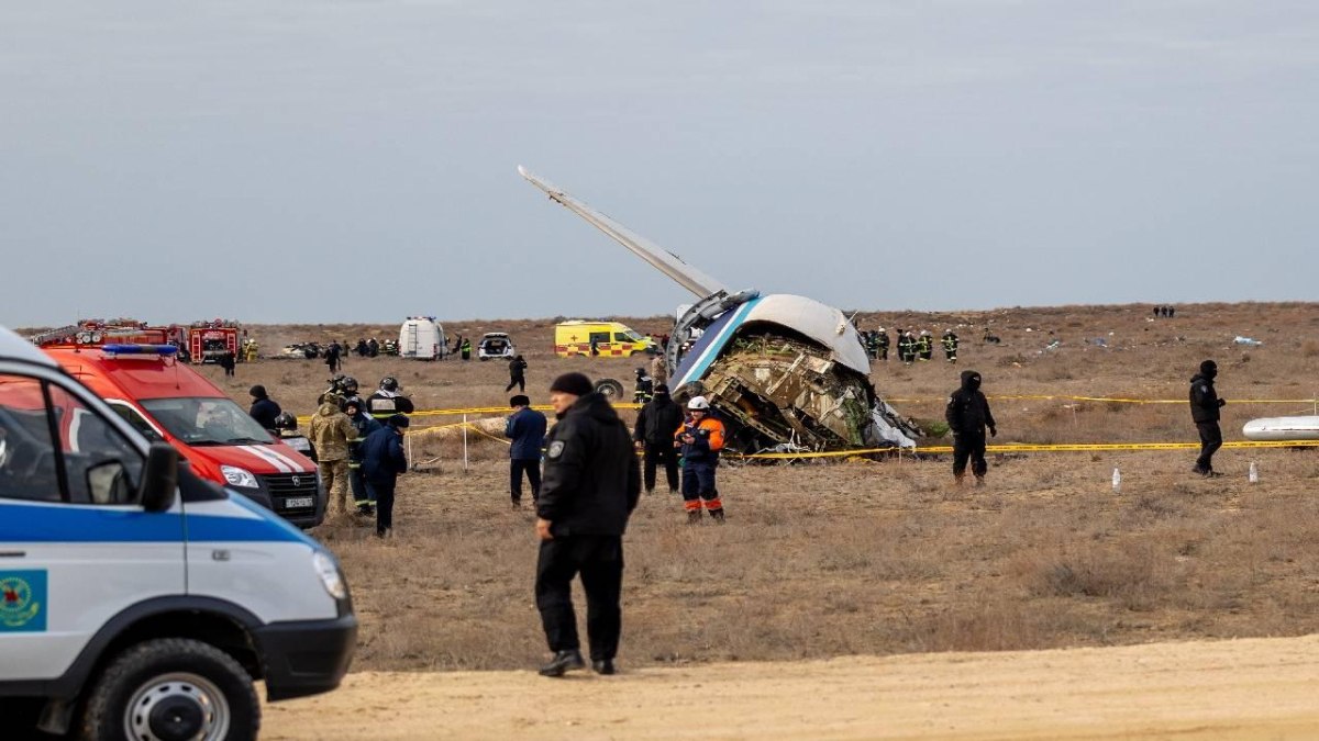 Kazakistan’dan resmi açıklama geldi: Düşen uçakta 38 kişi hayatını kaybetti