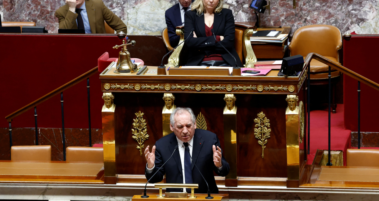 Fransa’da eski başbakanı görevinden eden karar, sonunda verildi