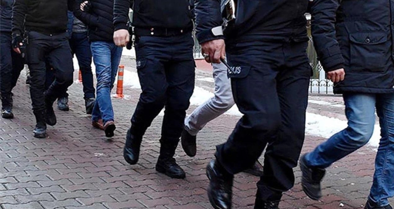 İzmir ve Manisa’da düzenlenen FETÖ operasyonunda 10 gözaltı